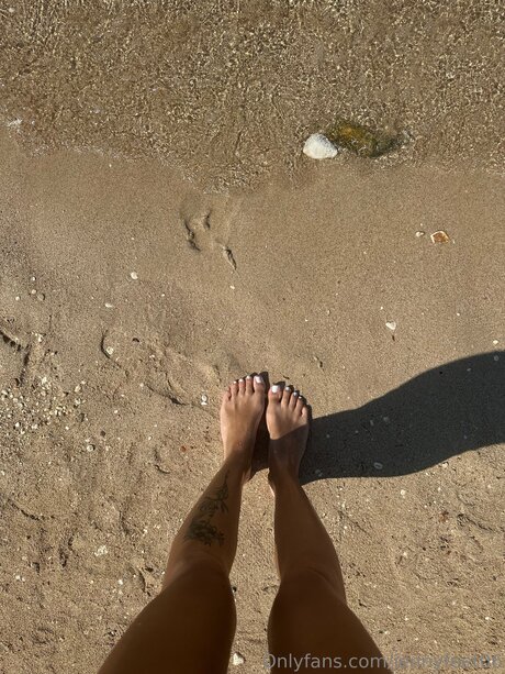Jennyfeet06