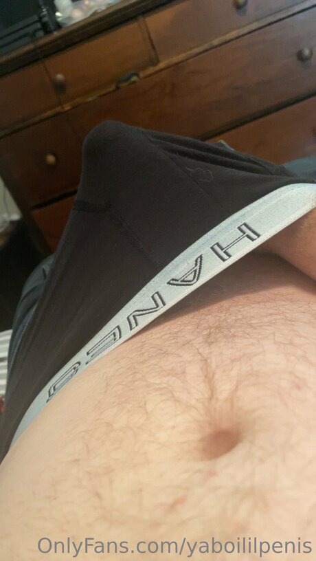 Naakte gelekte OnlyFans-foto van Yaboililpenis