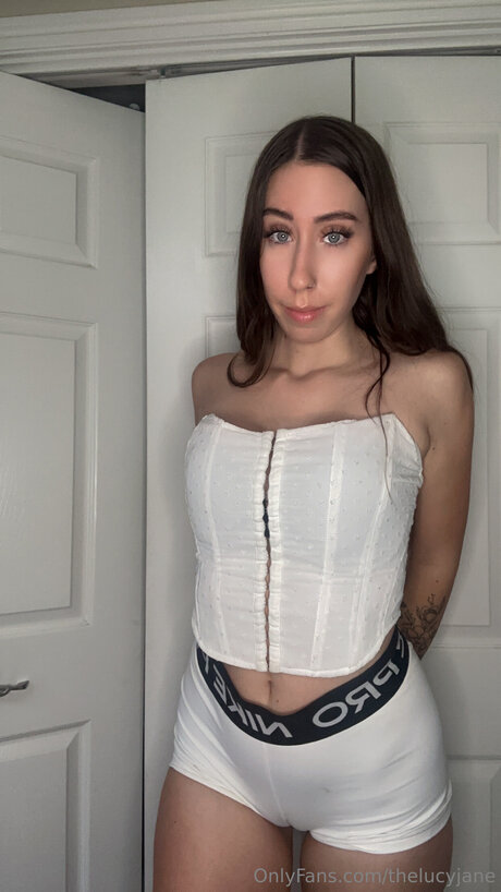 Thelucyjane