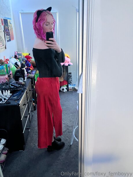 Foxy Femboyyy