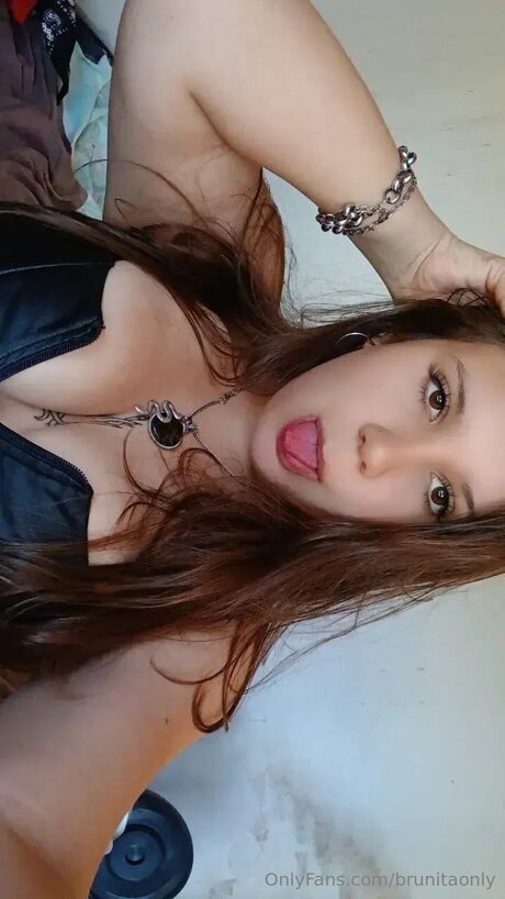 Brunitaonly