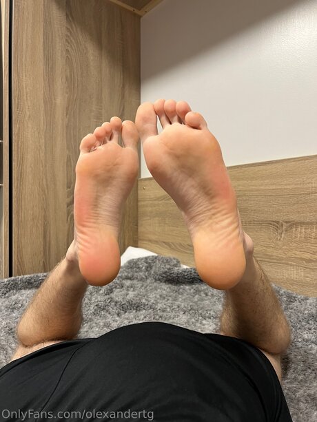 Naakte gelekte OnlyFans-foto van Olexandertg
