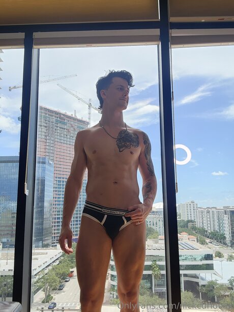 Nickcuriousx