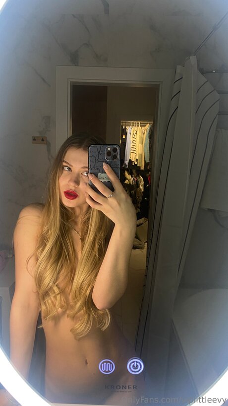 Cute Blonde Evy