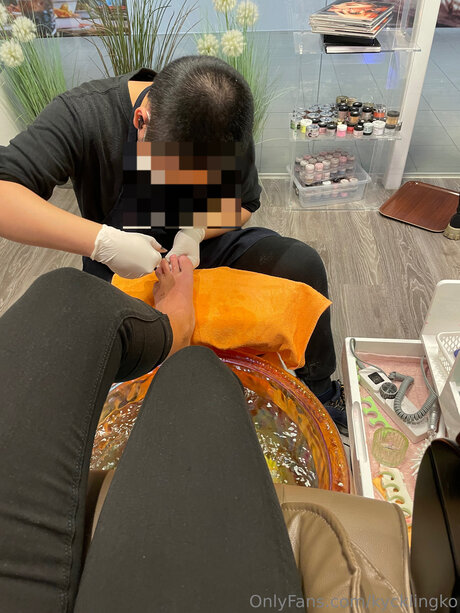 Naakte gelekte OnlyFans-foto van Kycklingko
