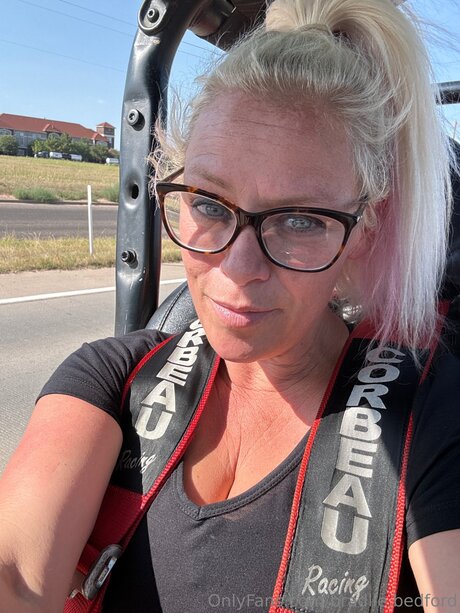 Naakte gelekte OnlyFans-foto van Russinem