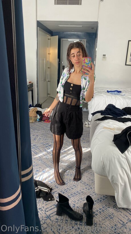 Naakte gelekte OnlyFans-foto van Ohmygawdronni