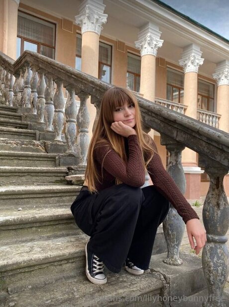 Lilyhoneybunnyfree
