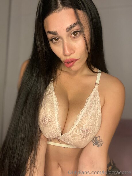 Naakte gelekte OnlyFans-foto van Pinklov777