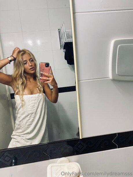 Emilydreamsss
