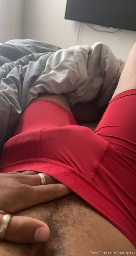 Naakte gelekte OnlyFans-foto van Jaytopxxx