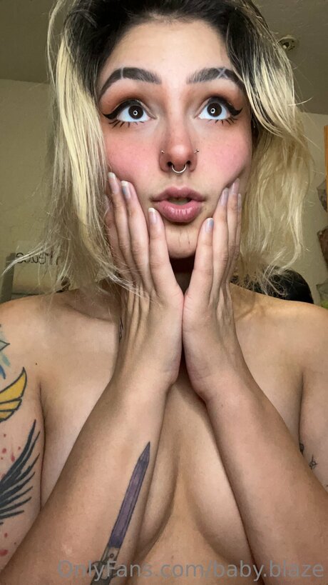 Naakte gelekte OnlyFans-foto van Princessfireball