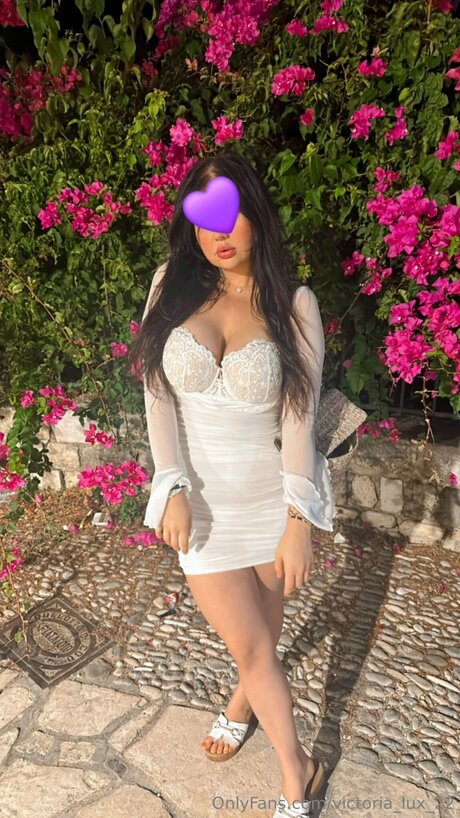 Victoria Lux 22