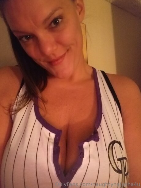 Naughtynatasha4u
