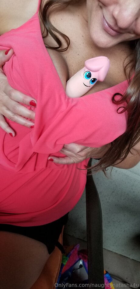 Naughtynatasha4u