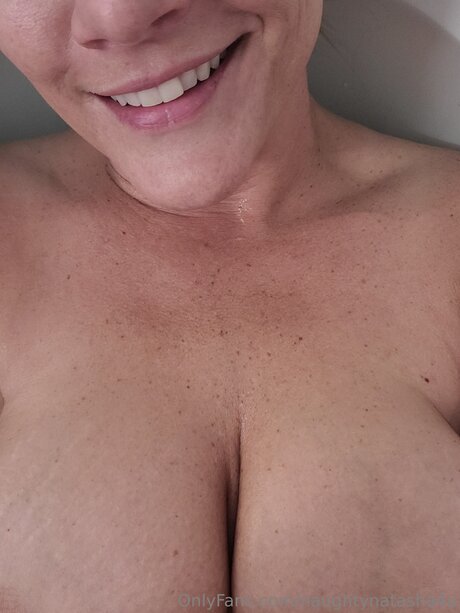 Naughtynatasha4u
