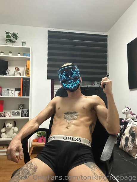 Tonikingfreepage