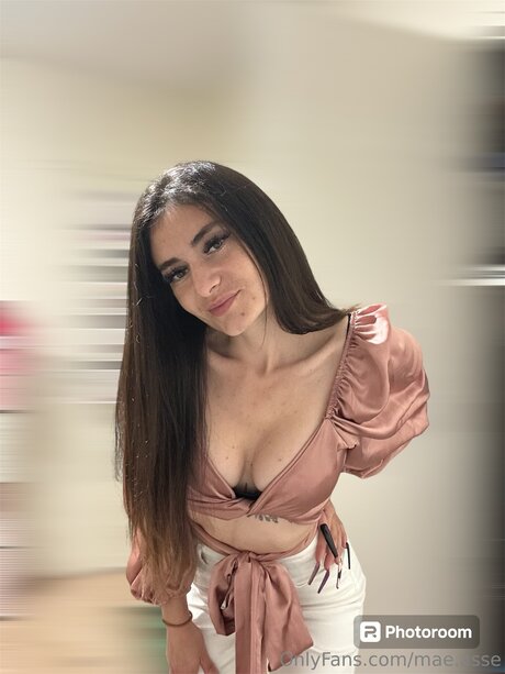 Naakte gelekte OnlyFans-foto van Maepurple Off
