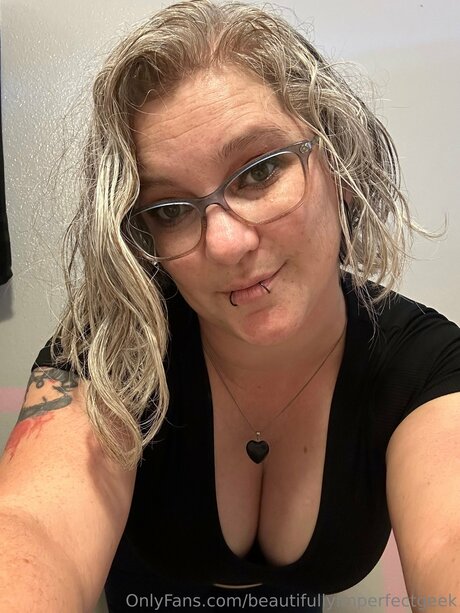 Beautifullyimperfectgeek