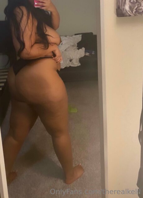 Naakte gelekte OnlyFans-foto van Therealkelll