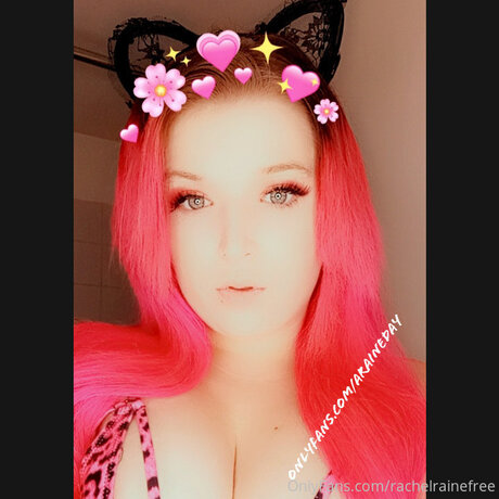 Naakte gelekte OnlyFans-foto van Rachelrainefree