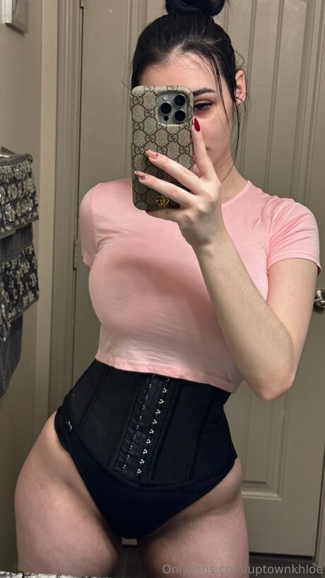 Uptownkhloe