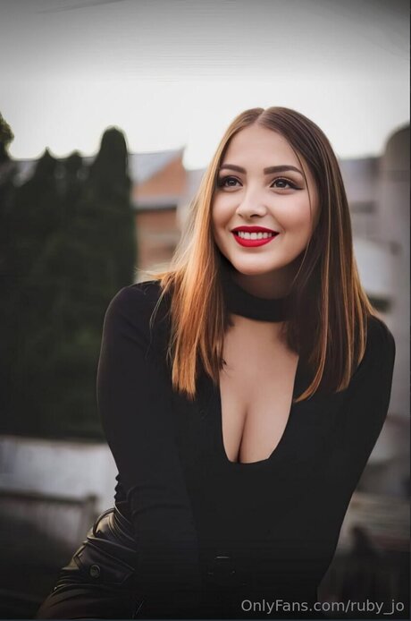 Naakte gelekte OnlyFans-foto van Ruby Jo