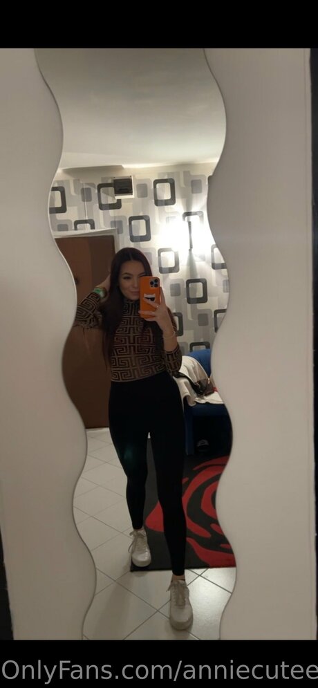 Anniecutee