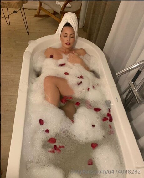 Yareliroses