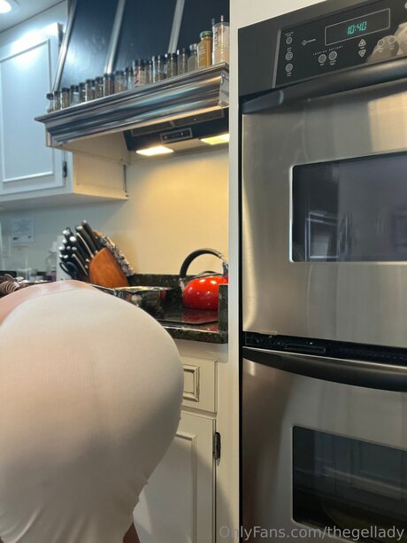 Naakte gelekte OnlyFans-foto van Thegellady