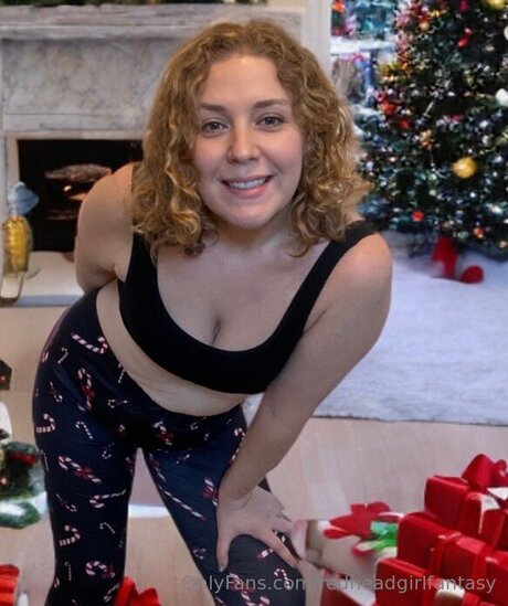 Redheadgirlfantasy