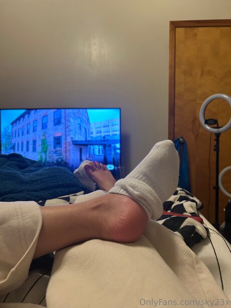Naakte gelekte OnlyFans-foto van Sky23x