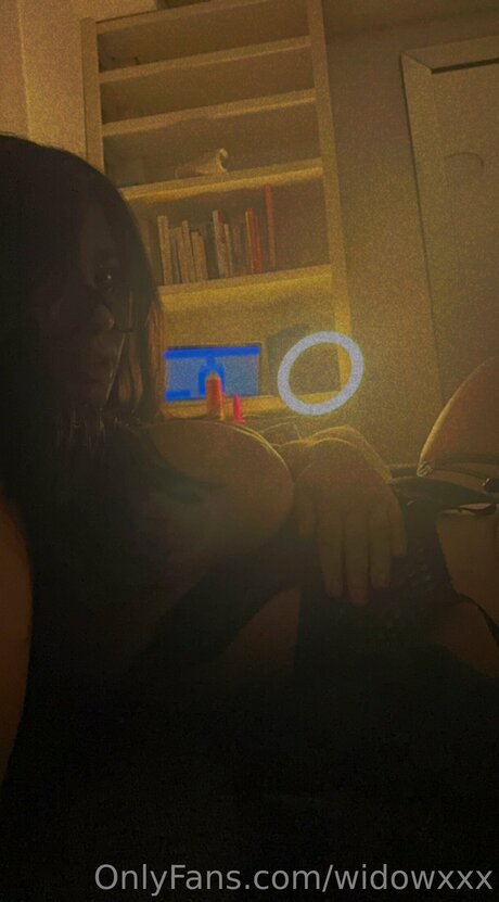 Widowxxx