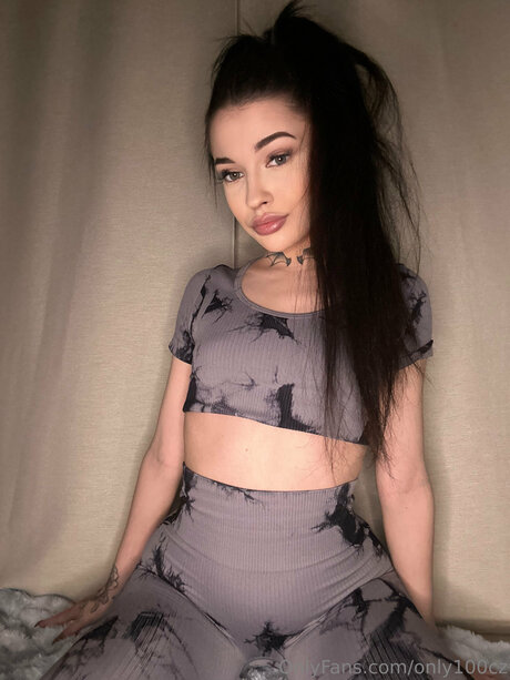 Naakte gelekte OnlyFans-foto van Only100cz