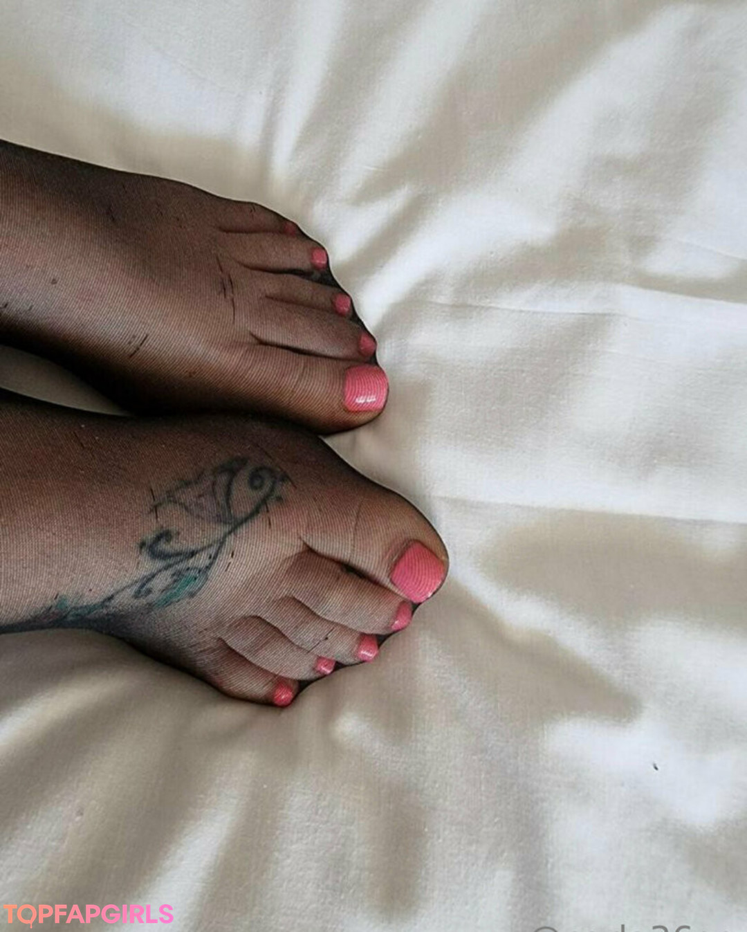 Naakte gelekte OnlyFans-foto van Carla36gg #1281