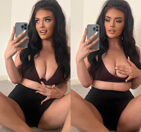 Naakte gelekte OnlyFans-foto van Louisamaya