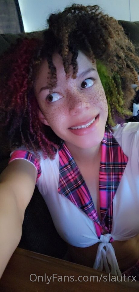 Naakte gelekte OnlyFans-foto van Slautrx