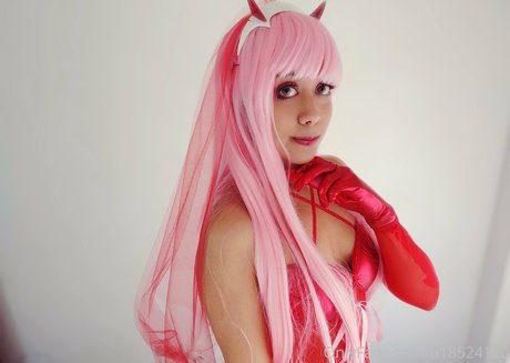 Naakte gelekte OnlyFans-foto van Dirasama