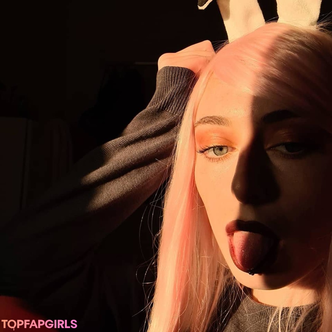 Naakte gelekte OnlyFans-foto van Velnick #4 Naakte gelekte OnlyFans-foto van Velnick #4