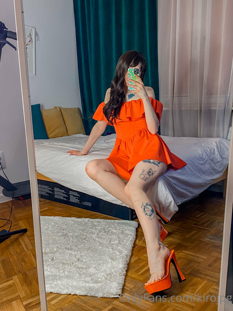 Naakte gelekte OnlyFans-foto van Kirojpg