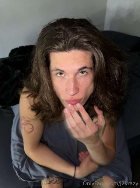 Naakte gelekte OnlyFans-foto van J2krazy
