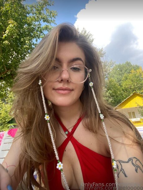 Naakte gelekte OnlyFans-foto van Eseniiaa