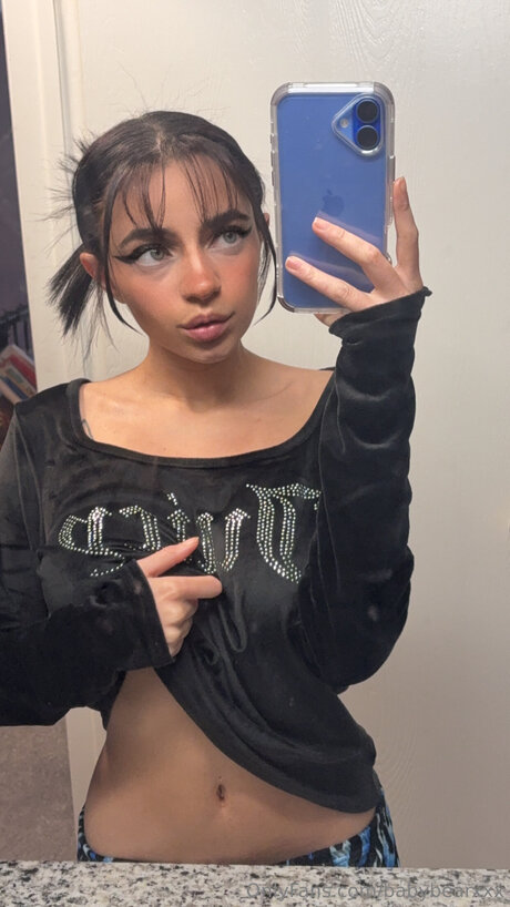 Naakte gelekte OnlyFans-foto van Babybearxxx