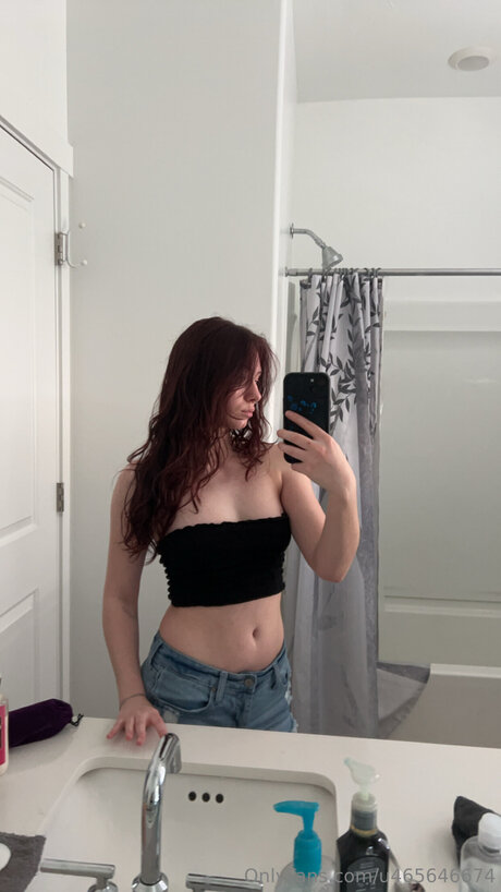 Naakte gelekte OnlyFans-foto van U465646674