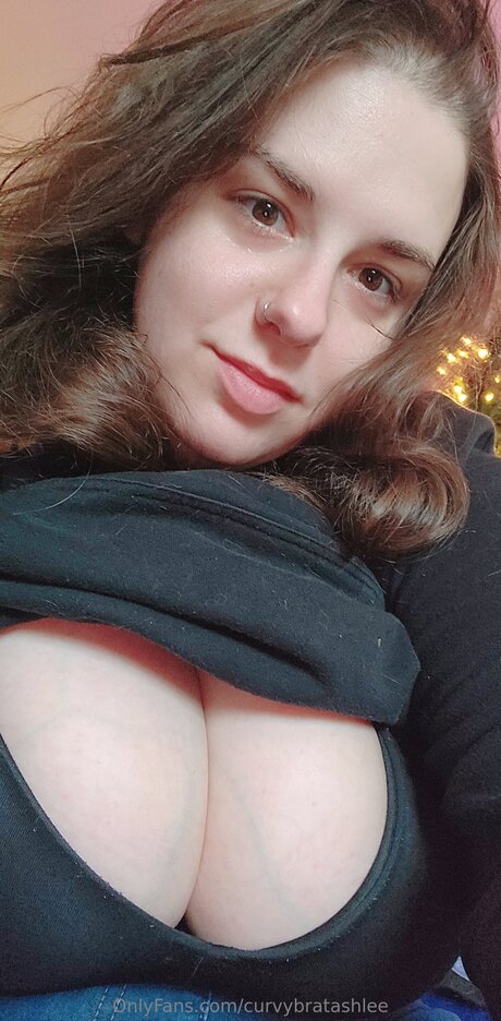 Curvybratashlee