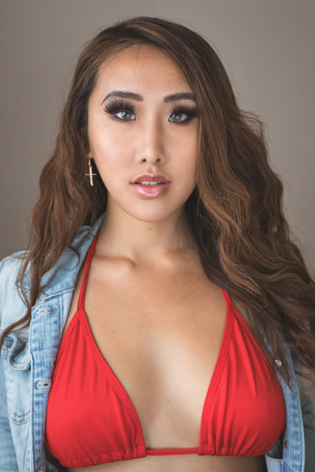 Naakte gelekte OnlyFans-foto van Jada Koi