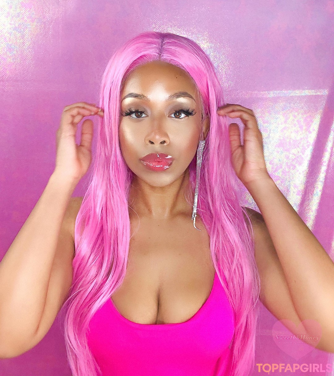 Naakte gelekte OnlyFans-foto van Goddess Honey 777 #23 Naakte gelekte OnlyFans-foto van Goddess Honey 777 #23