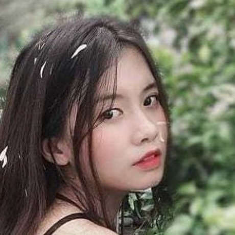 Yiyi
