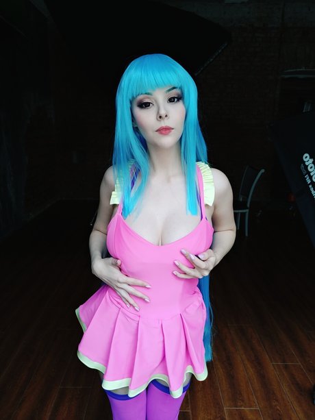 Helly Valentine