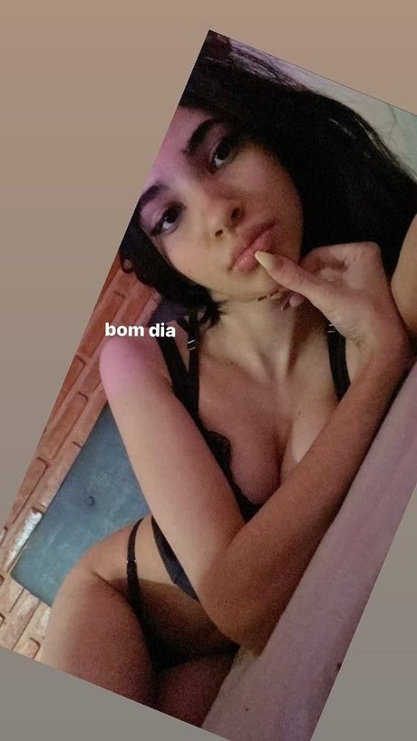 Naakte gelekte OnlyFans-foto van Betmiau
